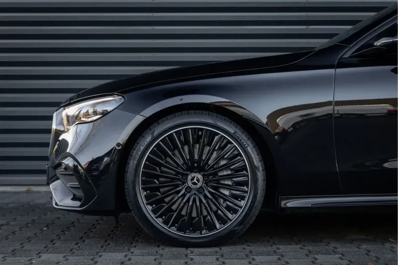 Mercedes-Benz E 450 din 2025 cu 31.725 km - oferta MER158624 - foto 31