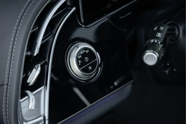 Mercedes-Benz E 450 din 2025 cu 31.725 km - oferta MER158624 - foto 41