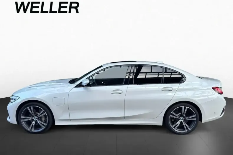 BMW 330 din 2021 cu 59.259 km - oferta BMW158625 - foto 7