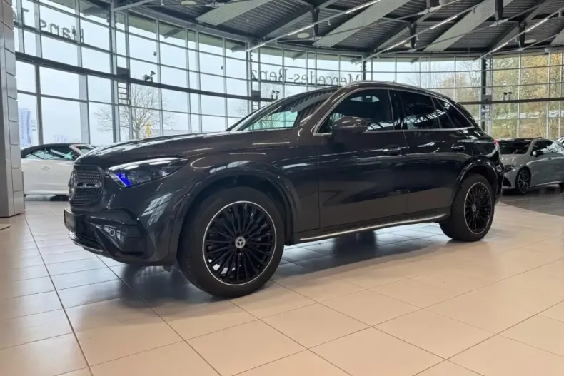 Mercedes-Benz GLC 300 din 2023 cu 20.900 km - oferta MER158631 - foto 1