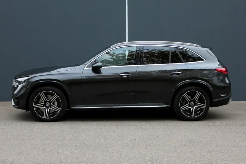 Mercedes-Benz GLC 200 din 2023 cu 19.827 km - oferta MER158633 - foto 3