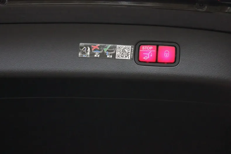 Mercedes-Benz GLC 200 din 2023 cu 19.827 km - oferta MER158633 - foto 17