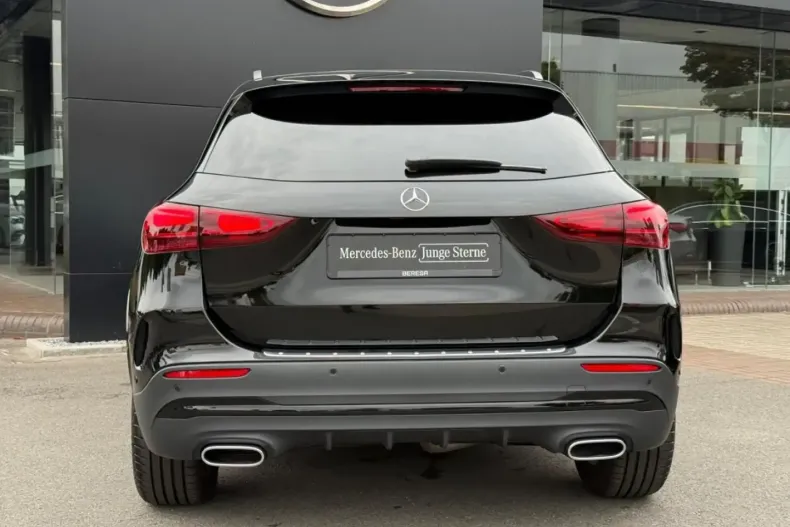 Mercedes-Benz GLA 220 din 2024 cu 7.216 km - oferta MER158634 - foto 4