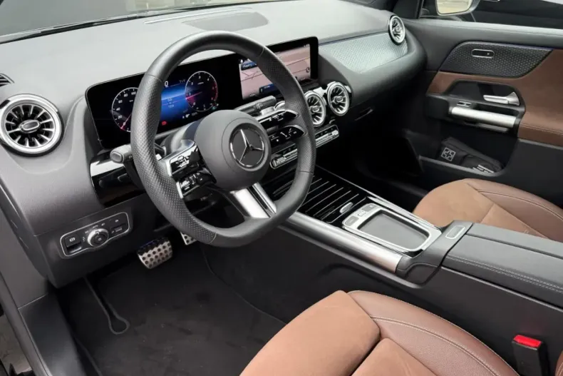 Mercedes-Benz GLA 220 din 2024 cu 7.216 km - oferta MER158634 - foto 7