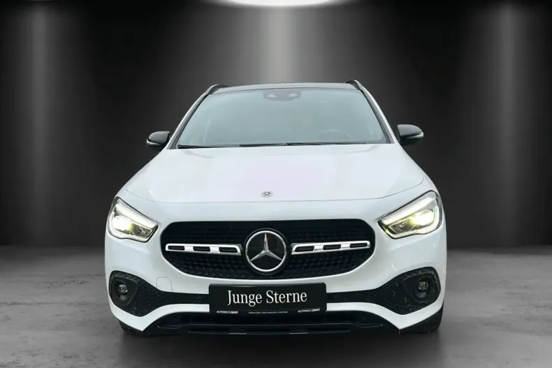 Mercedes-Benz GLA 250 din 2022 cu 77.359 km - oferta MER158635 - foto 1