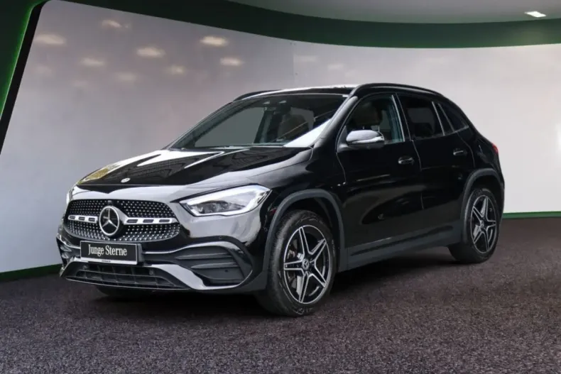 Mercedes-Benz GLA 250 din 2022 cu 71.512 km - oferta MER158637 - foto 1