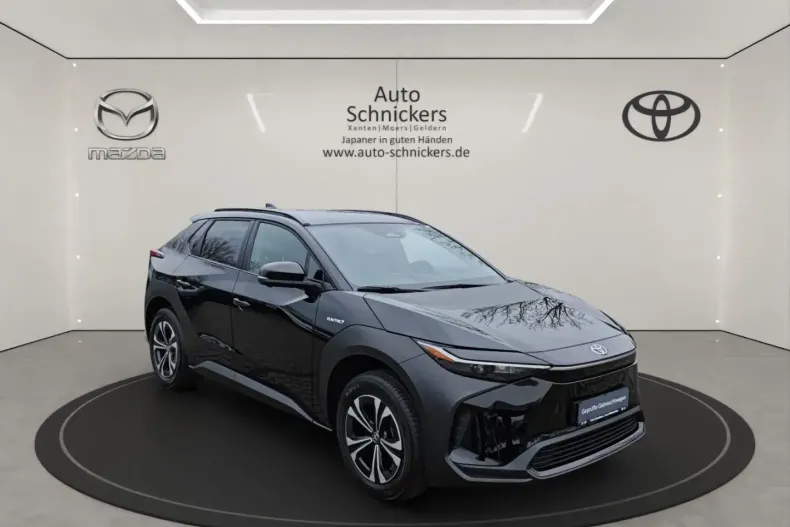 Toyota bZ4X din 2023 cu 5.552 km - oferta TOY158639 - foto 6