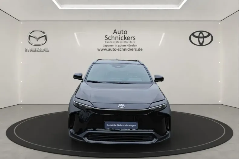 Toyota bZ4X din 2023 cu 5.552 km - oferta TOY158639 - foto 7