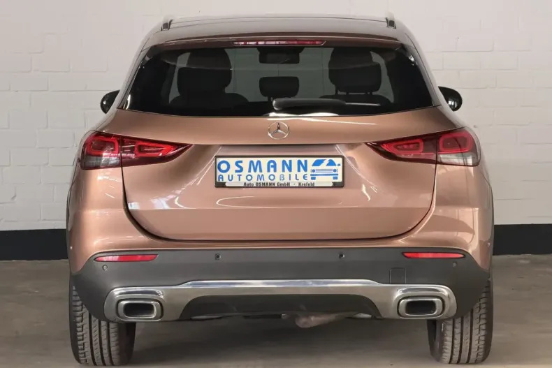 Mercedes-Benz GLA 220 din 2022 cu 71.580 km - oferta MER158640 - foto 8