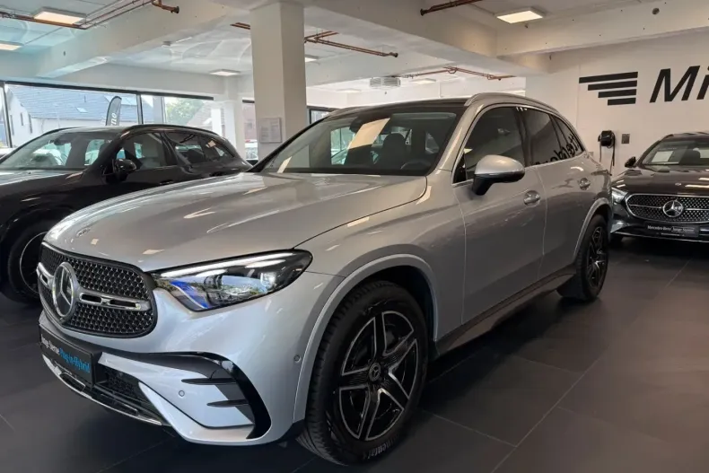Mercedes-Benz GLC 300 din 2024 cu 7.350 km - oferta MER158643 - foto 1
