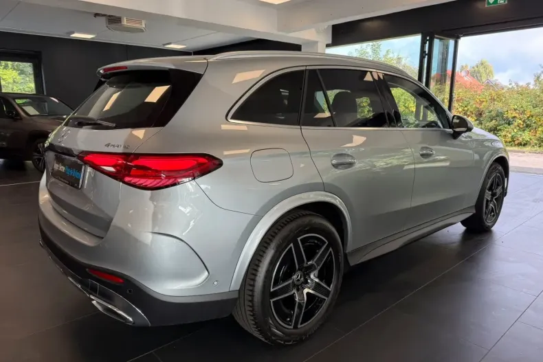 Mercedes-Benz GLC 300 din 2024 cu 7.350 km - oferta MER158643 - foto 3