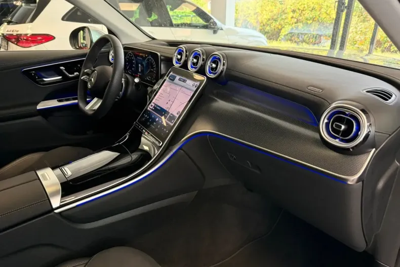 Mercedes-Benz GLC 300 din 2024 cu 7.350 km - oferta MER158643 - foto 5