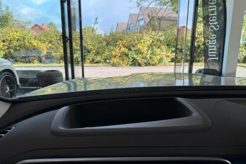 Mercedes-Benz GLC 300 din 2024 cu 7.350 km - oferta MER158643 - foto 21