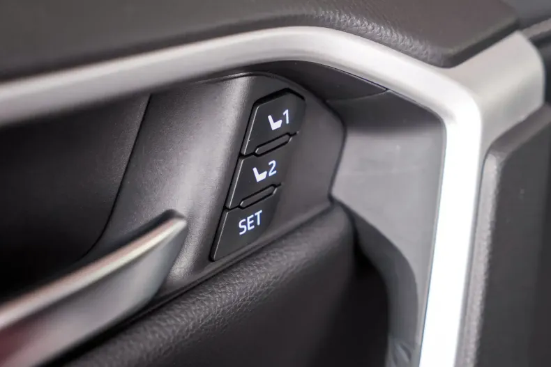 Toyota RAV4 din 2020 cu 104.000 km - oferta TOY158645 - foto 26