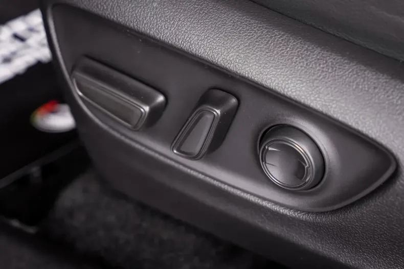 Toyota RAV4 din 2020 cu 104.000 km - oferta TOY158645 - foto 27