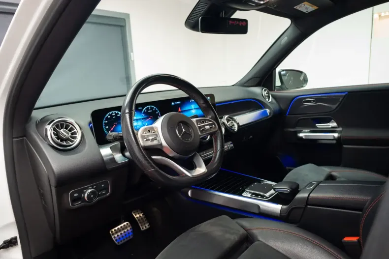 Mercedes-Benz GLB 250 din 2020 cu 67.220 km - oferta MER158646 - foto 13