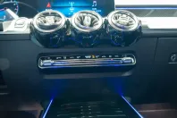 Mercedes-Benz GLB 250 din 2020 cu 67.220 km - oferta MER158646 - foto 20