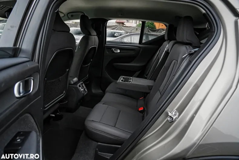 Volvo XC40 din 2021 cu 175.500 km - oferta VOL158648 - foto 21