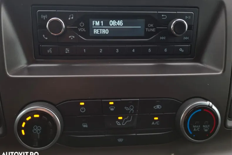 Ford Transit din 2023 cu 64.022 km - oferta FOR158653 - foto 13