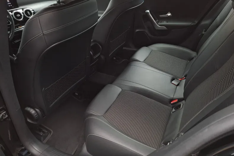 Mercedes-Benz CLA din 2021 cu 76.645 km - oferta MER158654 - foto 15