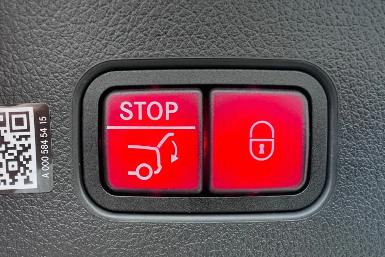 Mercedes-Benz GLC din 2025 cu 10 km - oferta MER158661 - foto 5