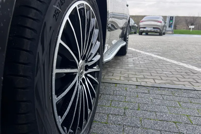 Mercedes-Benz GLC din 2025 cu 10 km - oferta MER158661 - foto 19