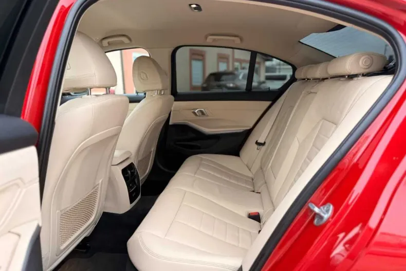 BMW Seria 3 din 2021 cu 48.000 km - oferta BMW158664 - foto 18