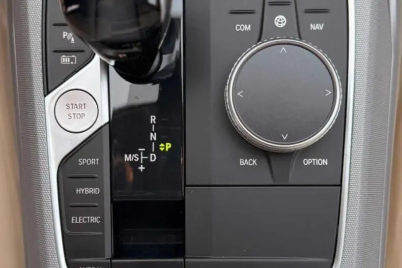 BMW Seria 3 din 2021 cu 48.000 km - oferta BMW158664 - foto 25