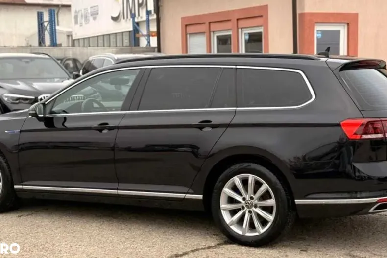 Volkswagen Passat din 2021 cu 90.000 km - oferta VOL158665 - foto 5
