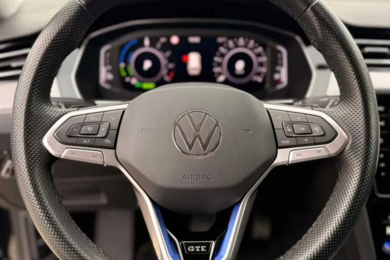 Volkswagen Passat din 2021 cu 90.000 km - oferta VOL158665 - foto 24