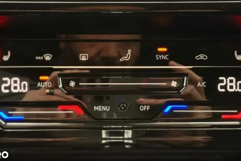 Volkswagen Passat din 2021 cu 90.000 km - oferta VOL158665 - foto 25