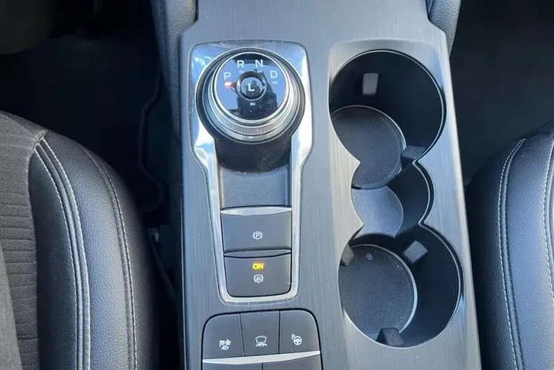 Ford Kuga din 2021 cu 112.000 km - oferta FOR158667 - foto 18