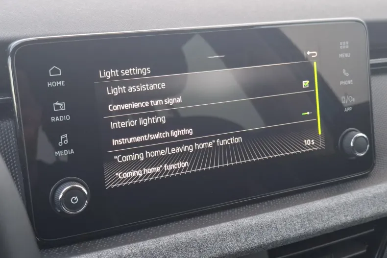 Skoda Scala din 2025 cu 18.738 km - oferta SKO158670 - foto 21