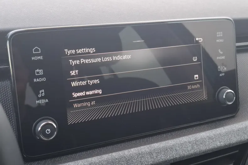 Skoda Scala din 2025 cu 18.738 km - oferta SKO158670 - foto 24