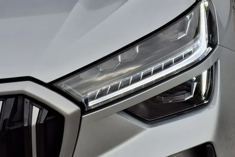 Skoda Kodiaq din 2025 cu 1.500 km - oferta SKO158671 - foto 6