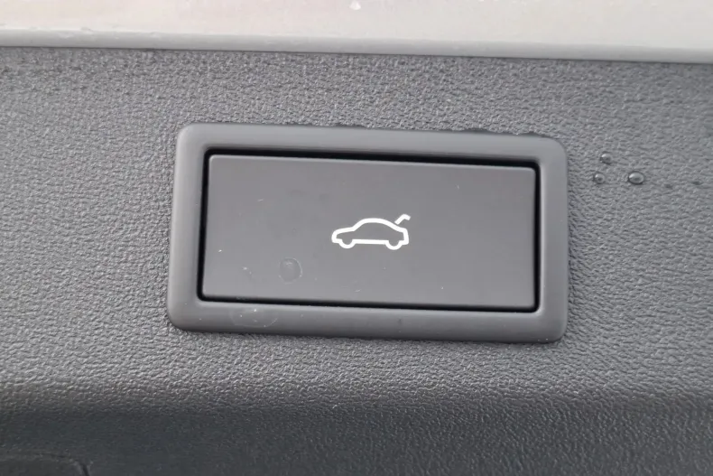 Skoda Kodiaq din 2025 cu 1.500 km - oferta SKO158671 - foto 36