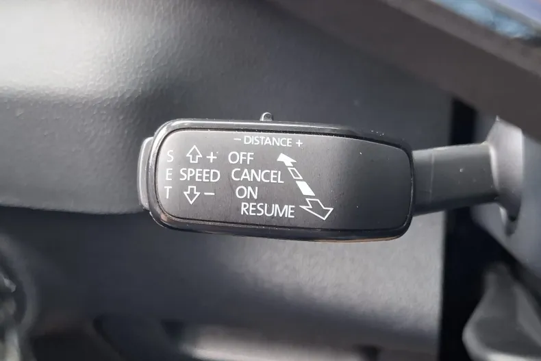 Skoda Karoq din 2023 cu 49.299 km - oferta SKO158672 - foto 30