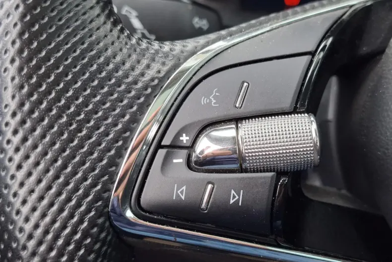 Skoda Karoq din 2021 cu 110.618 km - oferta SKO158673 - foto 19