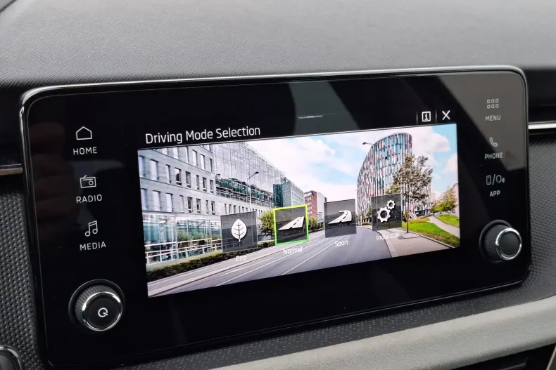 Skoda Kamiq din 2024 cu 37.725 km - oferta SKO158674 - foto 7