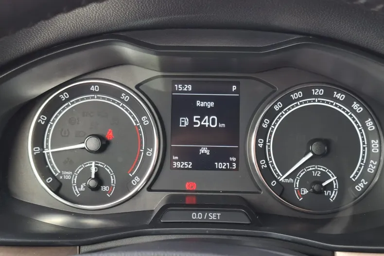 Skoda Kamiq din 2023 cu 39.252 km - oferta SKO158675 - foto 8