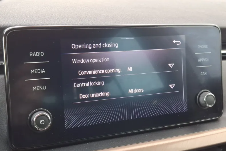 Skoda Kamiq din 2023 cu 39.252 km - oferta SKO158675 - foto 15