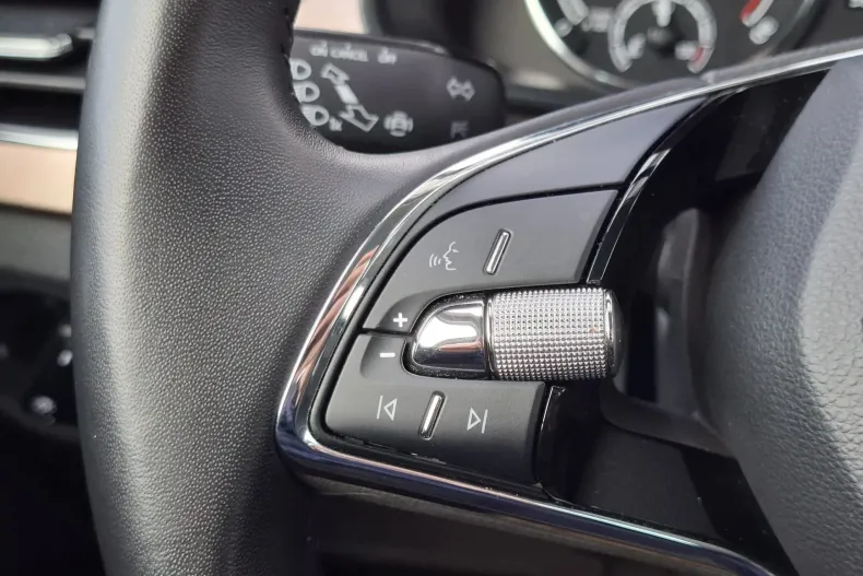 Skoda Kamiq din 2023 cu 39.252 km - oferta SKO158675 - foto 26