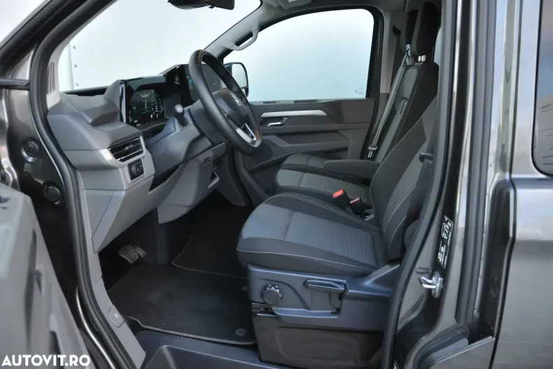 Volkswagen Caravelle din 2025 cu 15.350 km - oferta VOL158679 - foto 14