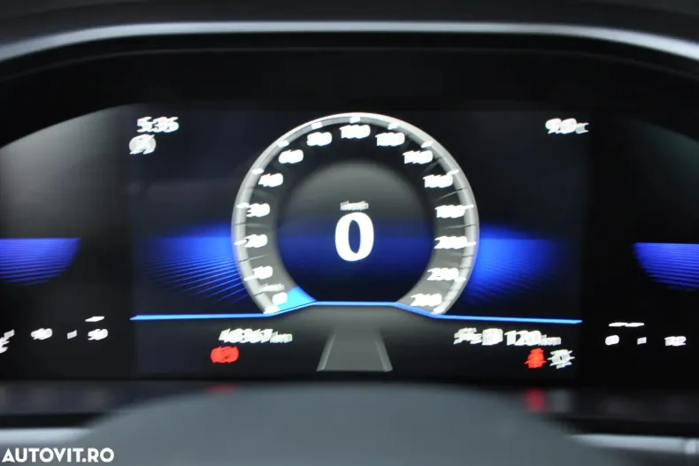 Volkswagen T-Roc din 2024 cu 48.370 km - oferta VOL158680 - foto 17