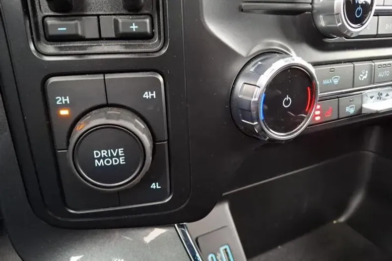 Ford F 150 din 2023 cu 9.732 km - oferta FOR158681 - foto 25