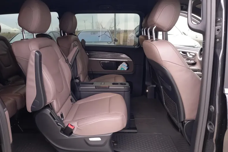 Mercedes-Benz V din 2023 cu 20.908 km - oferta MER158682 - foto 14