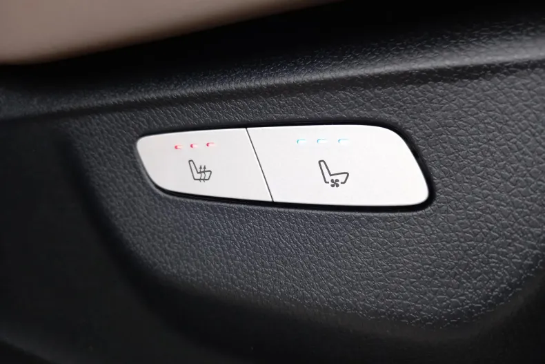 Mercedes-Benz V din 2023 cu 20.908 km - oferta MER158682 - foto 24