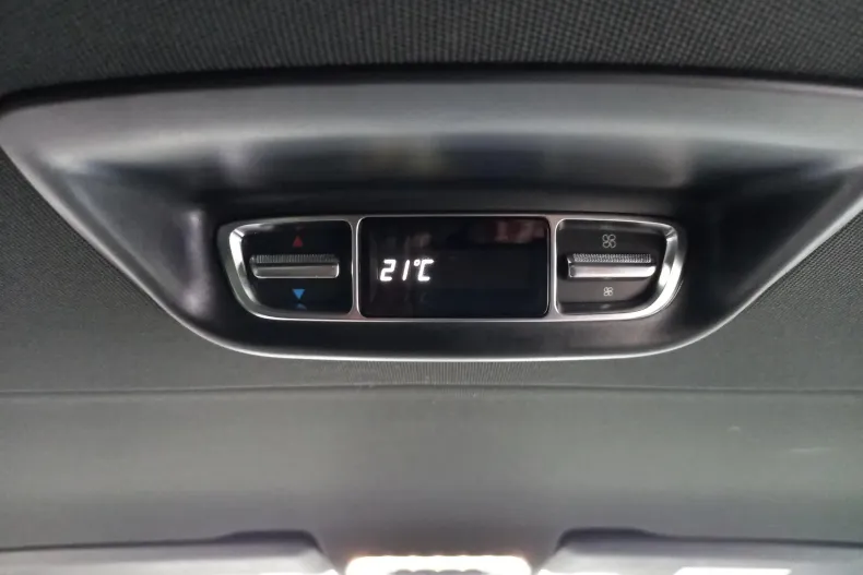 Mercedes-Benz V din 2023 cu 20.908 km - oferta MER158682 - foto 25