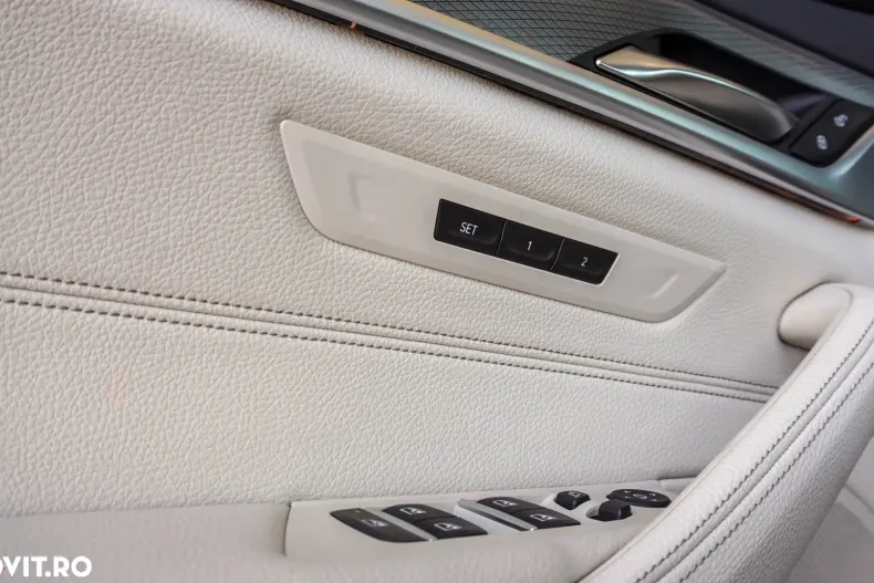 BMW Seria 5 din 2019 cu 30.000 km - oferta BMW158683 - foto 24