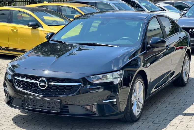 Opel Insignia din 2020 cu 80.000 km - oferta OPE158685 - foto 1